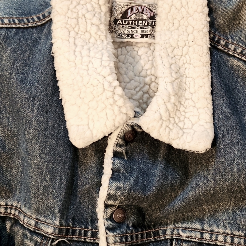 Levi jacket - Picture 2 of 2